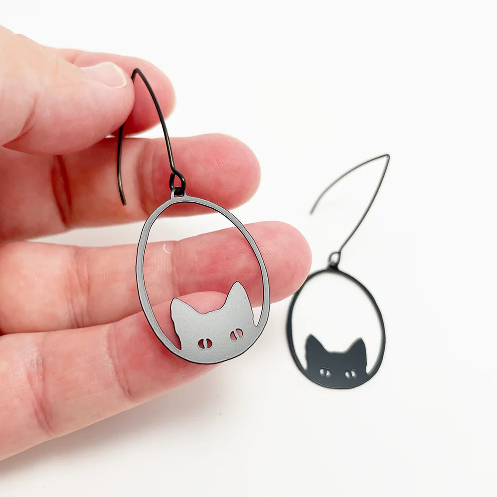 Mini Black Cat Earrings - gonepottynz